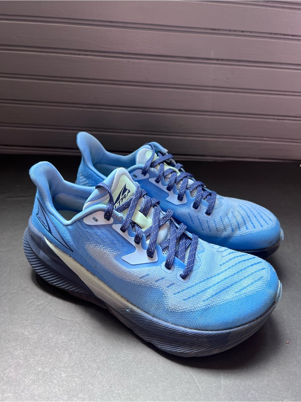 Altra Experience Flow Womens Size 7.5 Blue Training Running Shoes